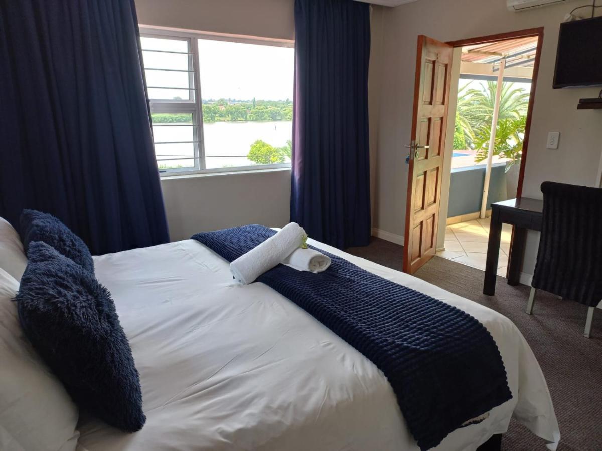 The Lakehouse Bnb Brakpan Exterior photo
