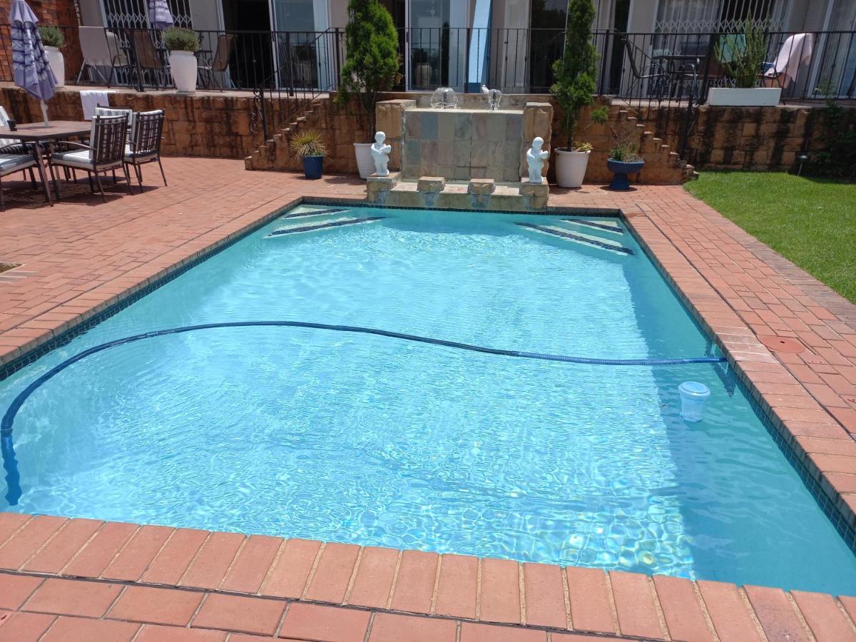 The Lakehouse Bnb Brakpan Exterior photo