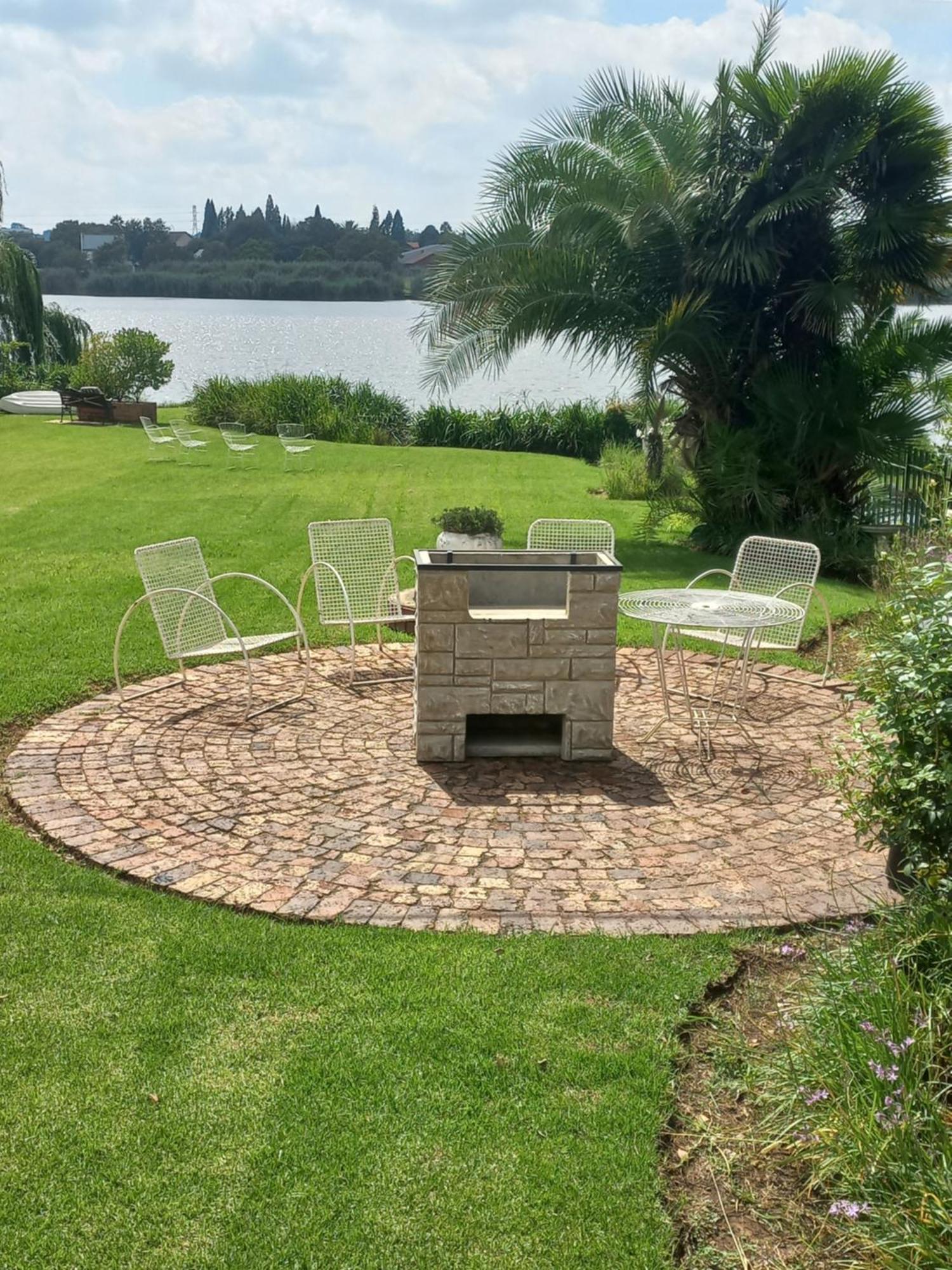 The Lakehouse Bnb Brakpan Exterior photo